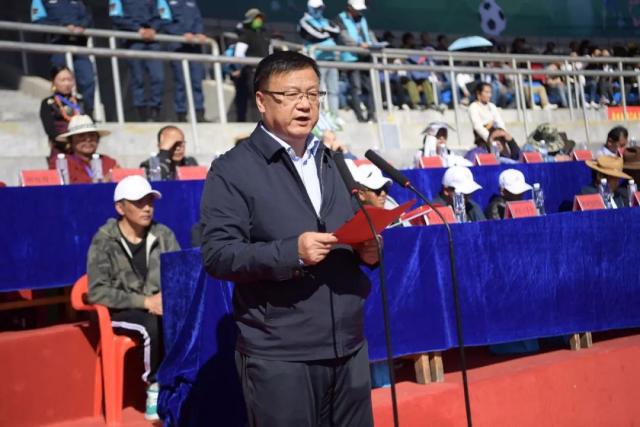切尔西伤情更新：马丁内斯和吉滕斯预计11月复出；詹姆斯明年1月回归